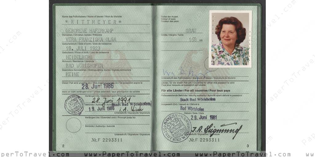 « Page 2 & Page 3 » Federal Republic of Germany Passport