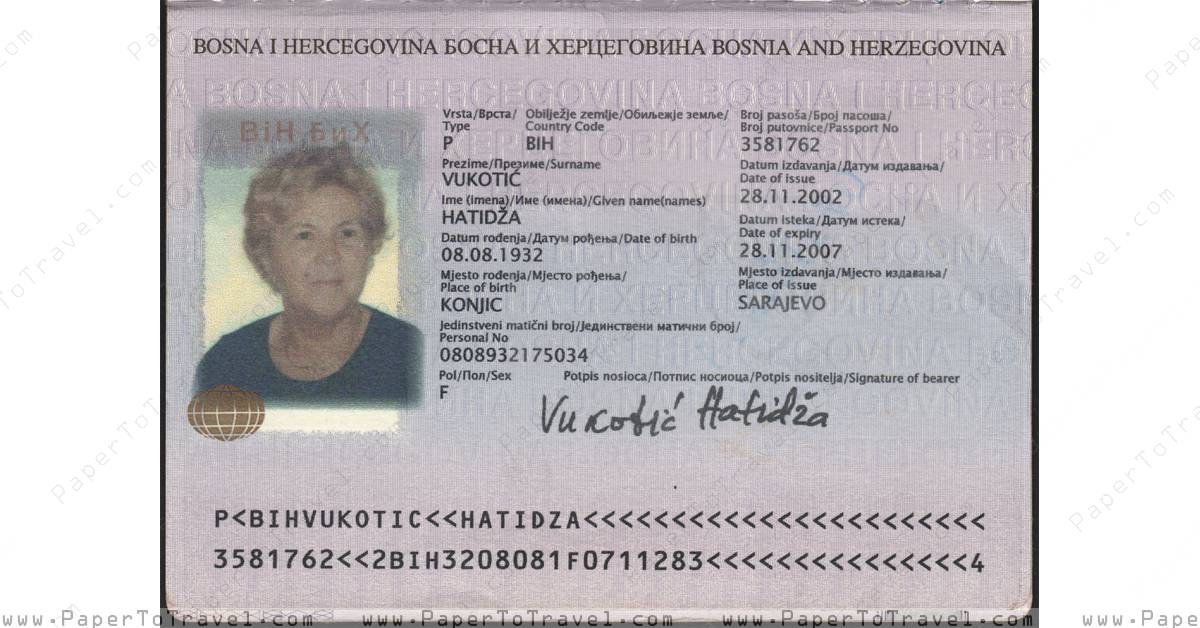 « Biodata Page » Bosnia and Herzegovina : International Passport (2002